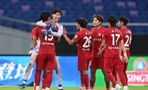 乐天堂app下载-一场1-1,让中超最大黑马诞生:8场仅丢6球+狂揽18分,创造新历史